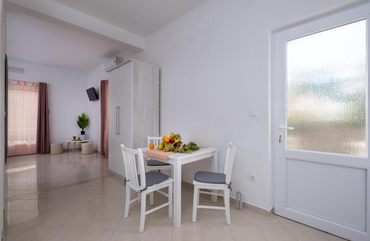Studio Apartment Brigita 믈리니 외부 사진